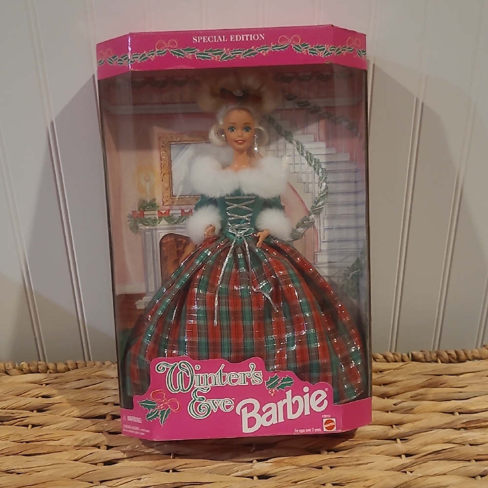 Barbie Special Edition in Festive Plaid Dress WINTER'S EVE 1994
